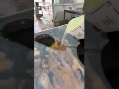 इपॉक्सी राल में चमकती गहराई