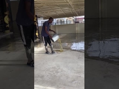 इपॉक्सी फ्लेक कोटिंगः अपने फर्श में रंग और बनावट जोड़ें